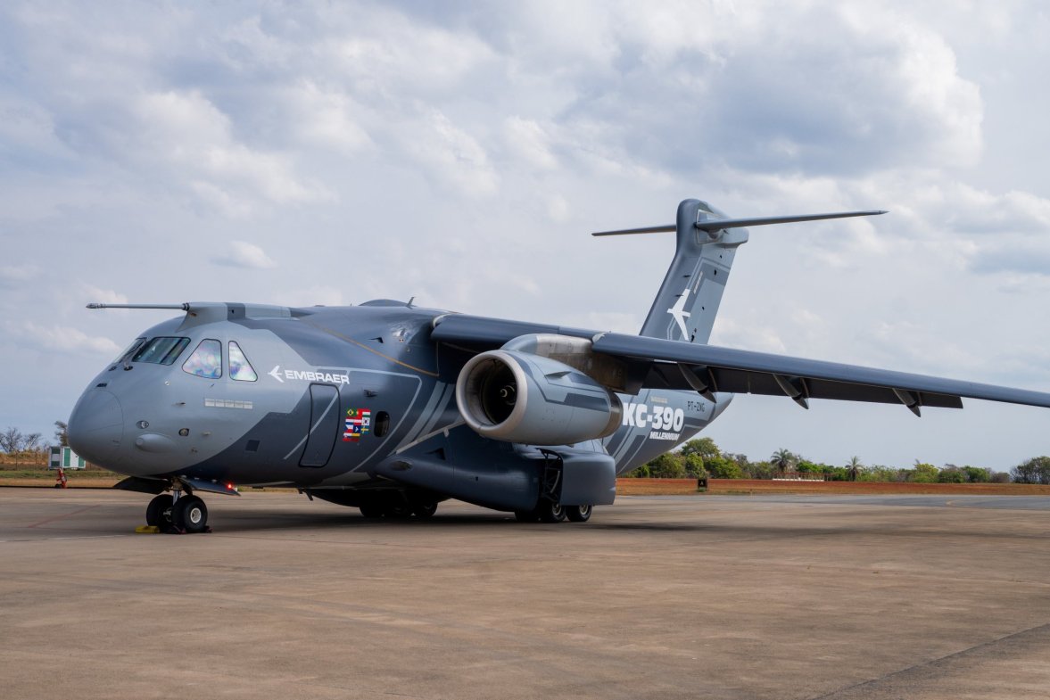 EMBRAER PRESENTA EL KC-390 MILLENNIUM Y SU PODER MULTIMISIÓN
